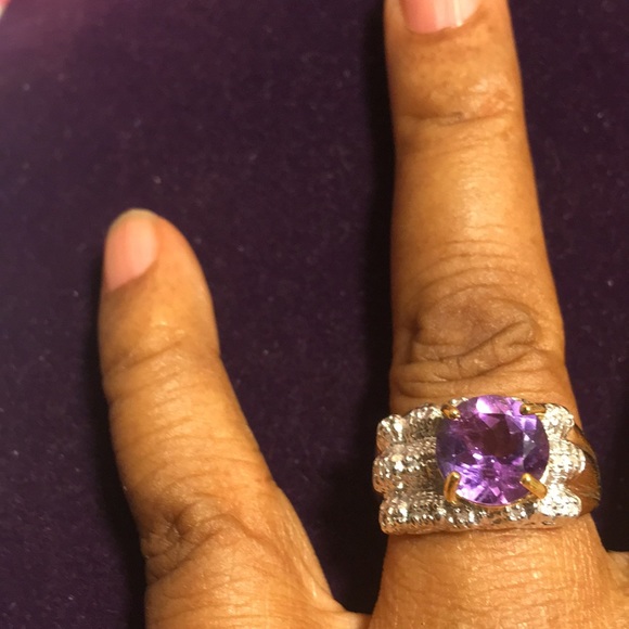 Ring Lavender Amethyst 22 Round Cut Diamonds